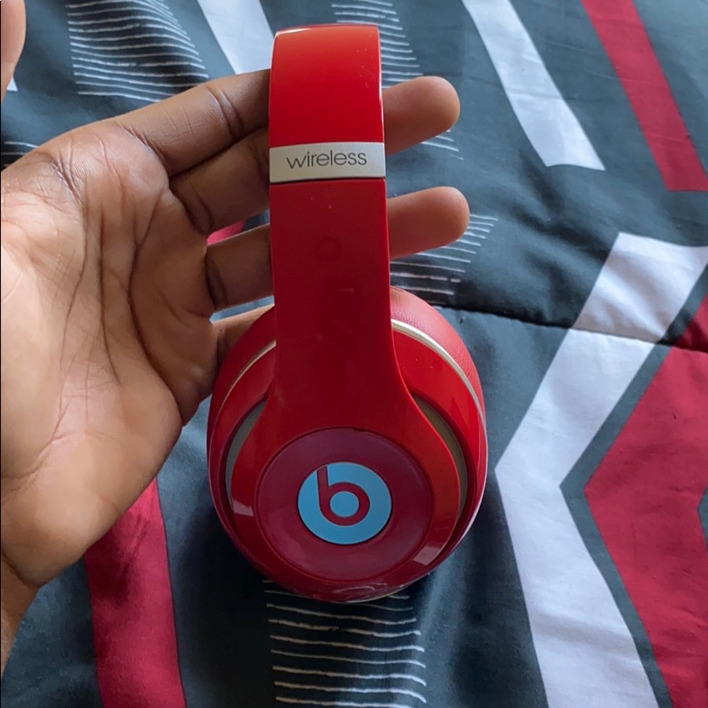 Studio beats - Picture 3 of 4